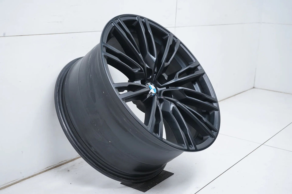 1 x BMW M3 M4 G80 G82 Alufelge 19 Zoll 829M 8093845 9,5J Detailansicht 2