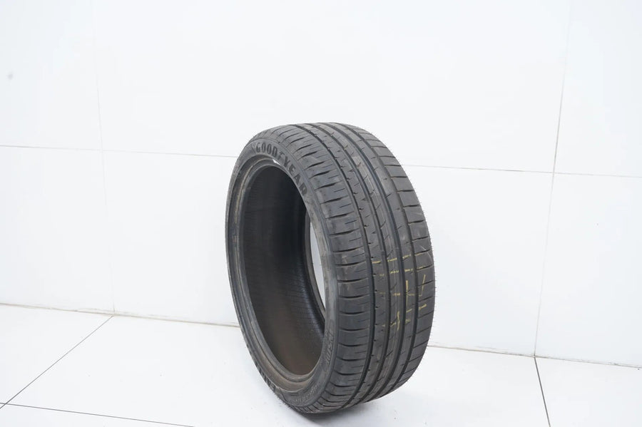 1x Sommerreifen Goodyear 225 40 18 Zoll DOT18 MO ca.7mm RFT