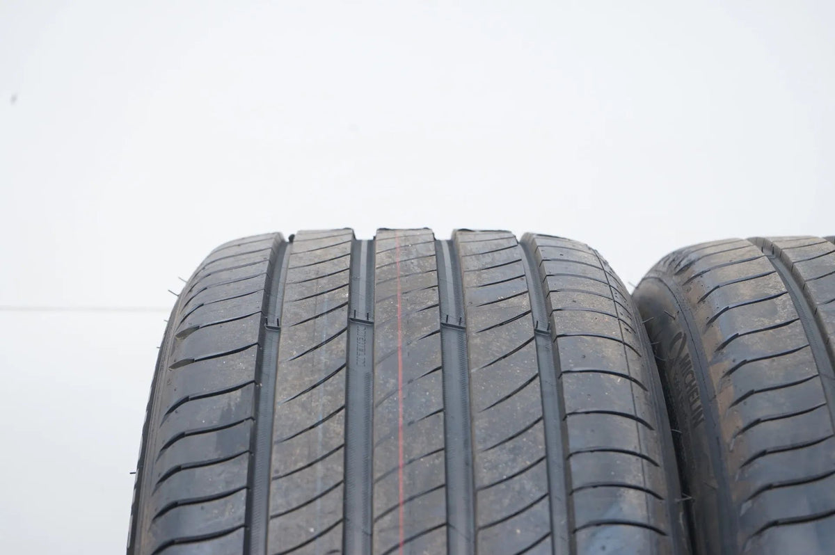 2x DEMO summer tires Michelin 255 40 18 inch DOT20 MO Detailansicht 4