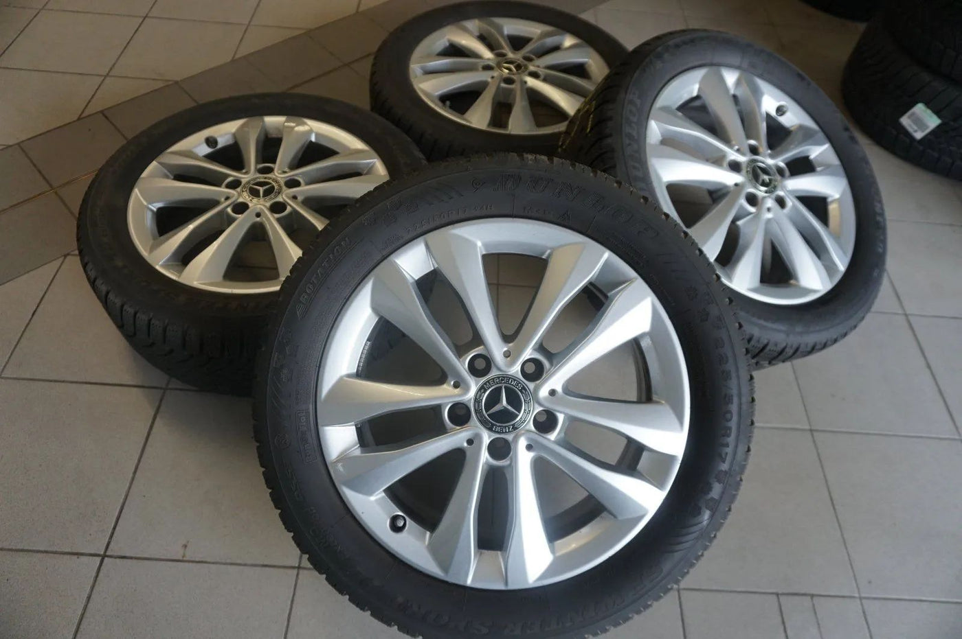 Cerchi in lega originali Mercedes Classe C W205 S205 da 17 pollici, ruote invernali, pneumatici invernali