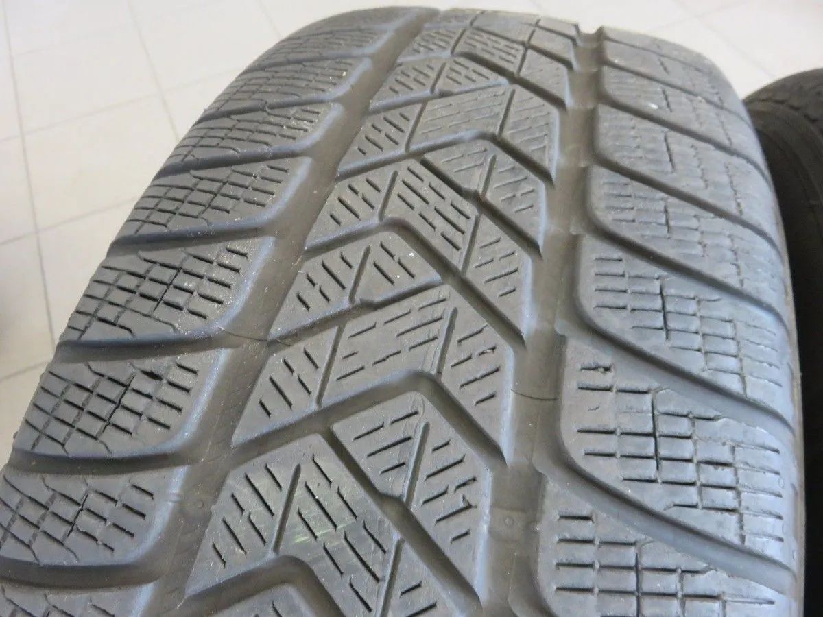Cerchi in lega originali Mercedes GLC X253 C253 da 18 pollici, ruote complete invernali, pneumatici invernali 6mm Visualizzazione dettagliata 11