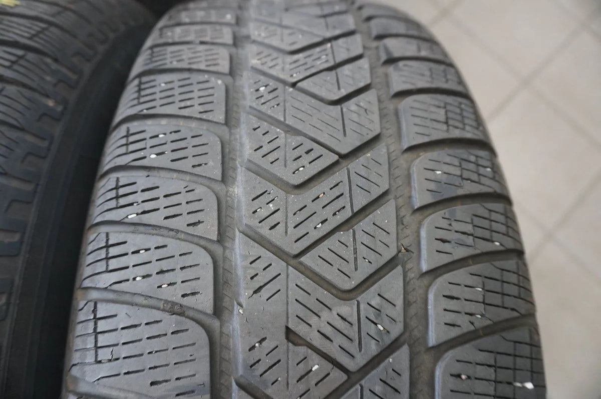Audi Q5 FY Alloy Wheels Winter Tires Winter Wheels 235 65 R17 Inch Detailansicht 9