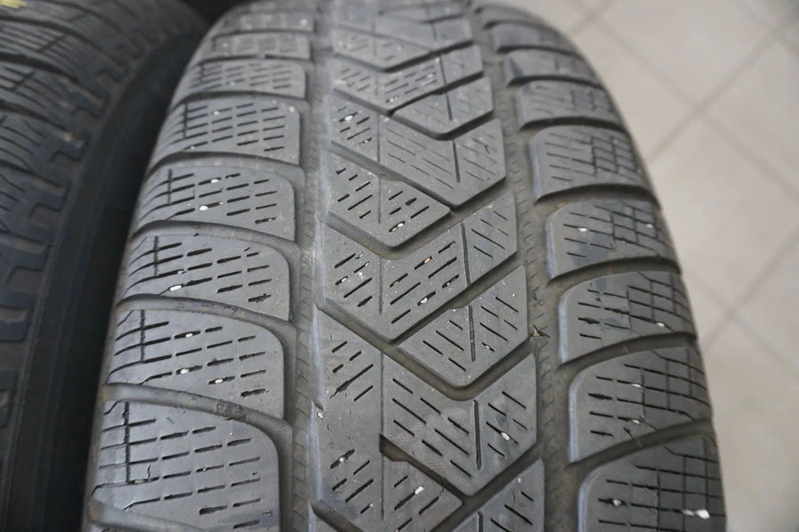 Audi Q5 FY Alloy Wheels Winter Tires Winter Wheels 235 65 R17 Inch