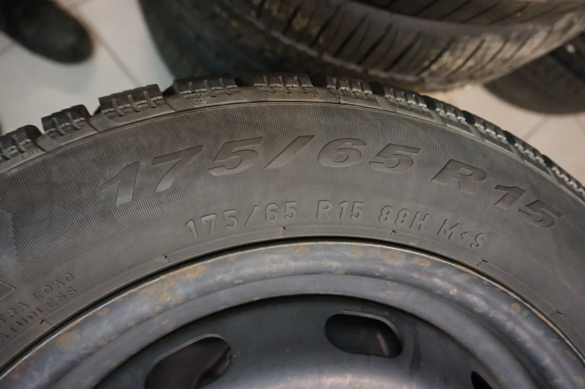 Original Mini Cooper One F55 F56 F57 Winter Wheels Winter Tires 175 65 R15 88H Detail view 2