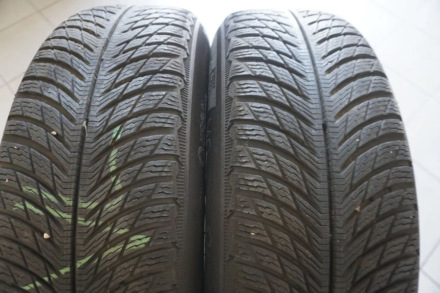 Cerchi in lega invernali originali Mercedes GLA H247 GLB X247 con ruote e pneumatici invernali 6 mm 215 6