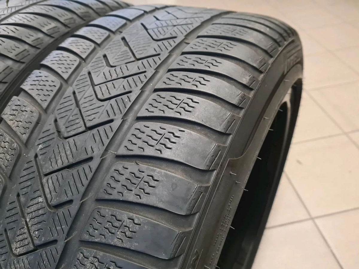 Mercedes Classe E W213 S213 Hybride E300de 300e Jantes alu Roues complètes hiver Pneus hiver Vue détaillée 12