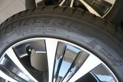 Original Mercedes E-Klasse W213 S213 Alufelgen Winterreifen 245 45 R18 Zoll