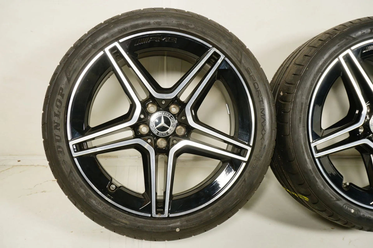 Mercedes CLS W257 AMG Alloy Wheels Summer Tires 245 40 275 35 R 19 Inch Detailansicht 3