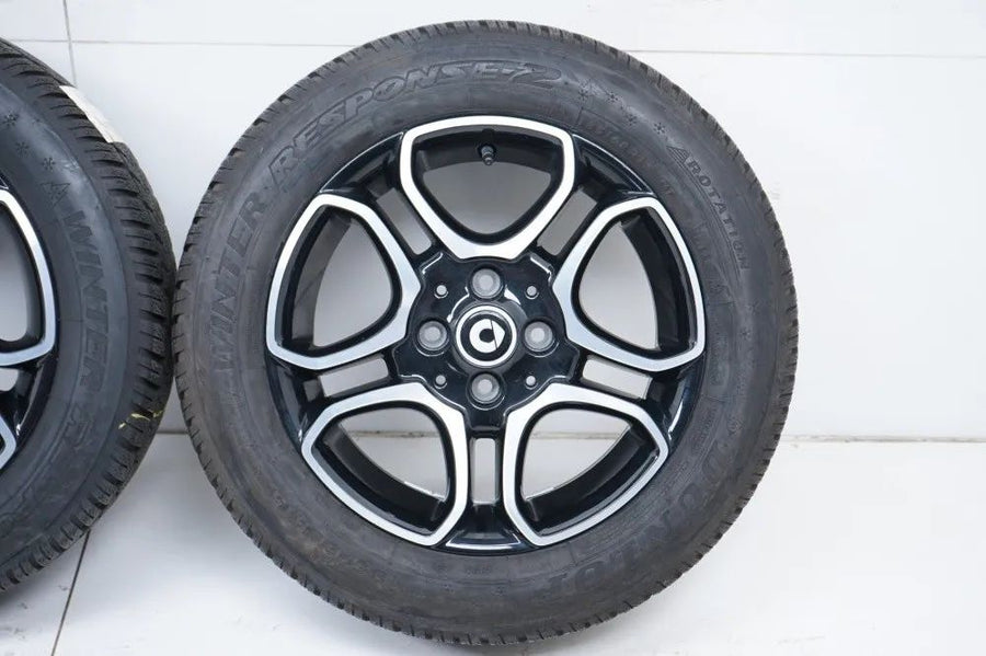 Smart W453 A453 Winterreifen Winterräder Alufelgen 15 Zoll