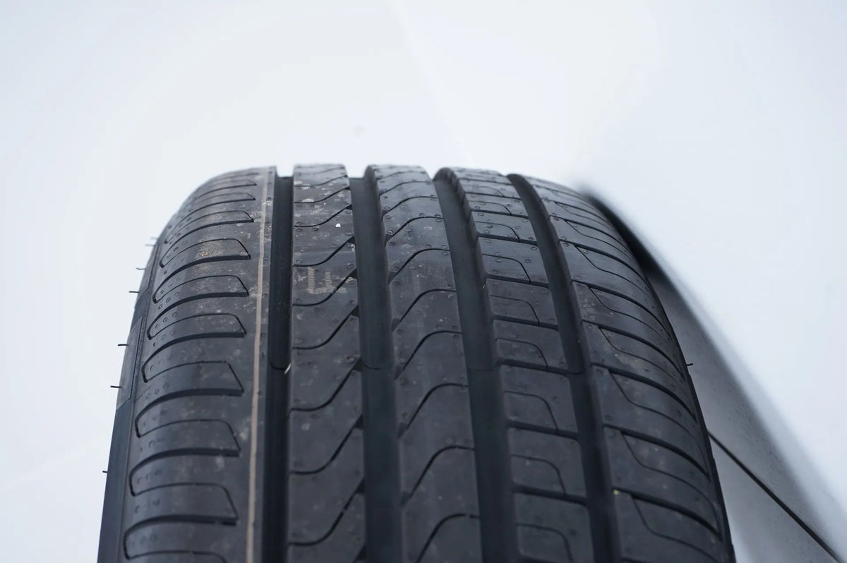 Original Mercedes EQC N293 20 Inch Alloy Wheels Summer Tires 235 50 255 45 R20 8mm Detailansicht 13