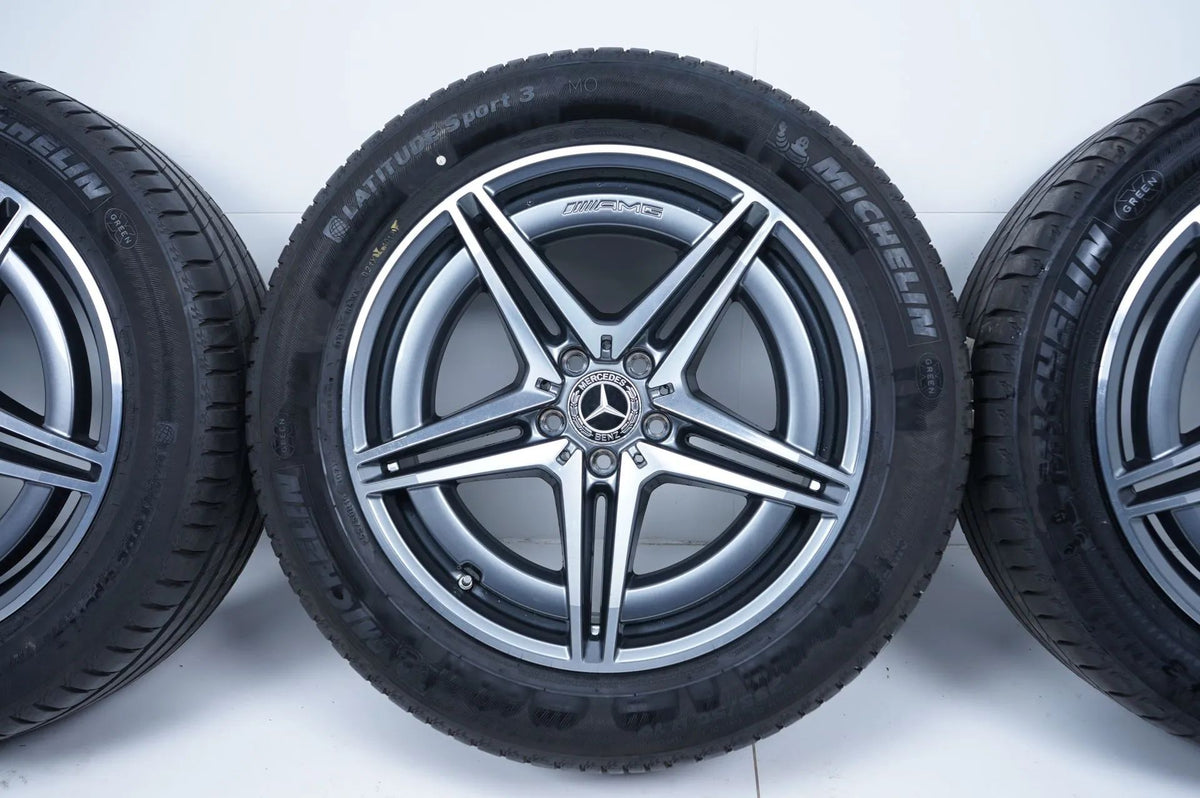 Mercedes EQC 19 inch AMG alloy wheels summer wheels summer tires 235 55 255 50 R19 Detailansicht 5
