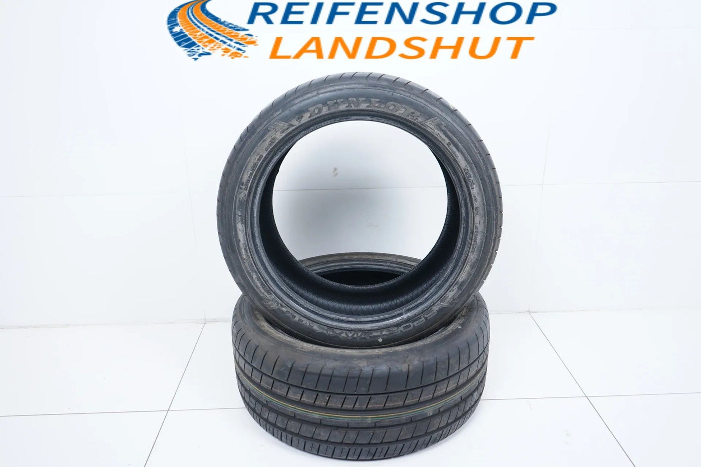 2 x DEMO summer tires Dunlop 285 40 20 inch DOT19 MO