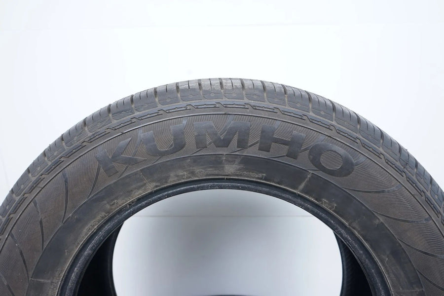 2 x DEMO summer tires 265 60 18 inch Kumho DOT16/13