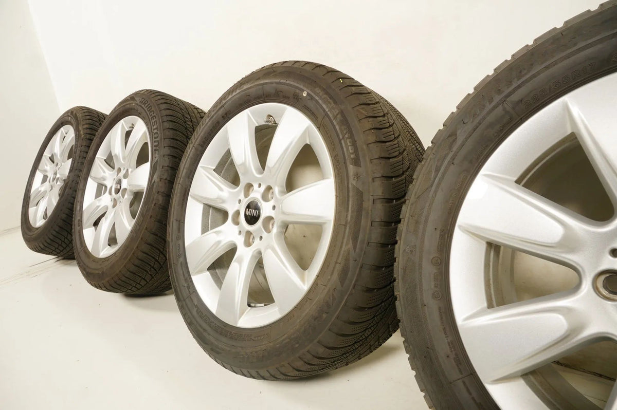 MINI Countryman F60 winter tires/wheels 225/55/17 inch Detailansicht 8