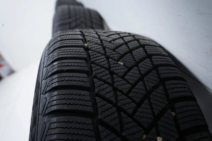 Roues d'hiver pour Hyundai Kona, pneus d'hiver 205/60/16 pouces