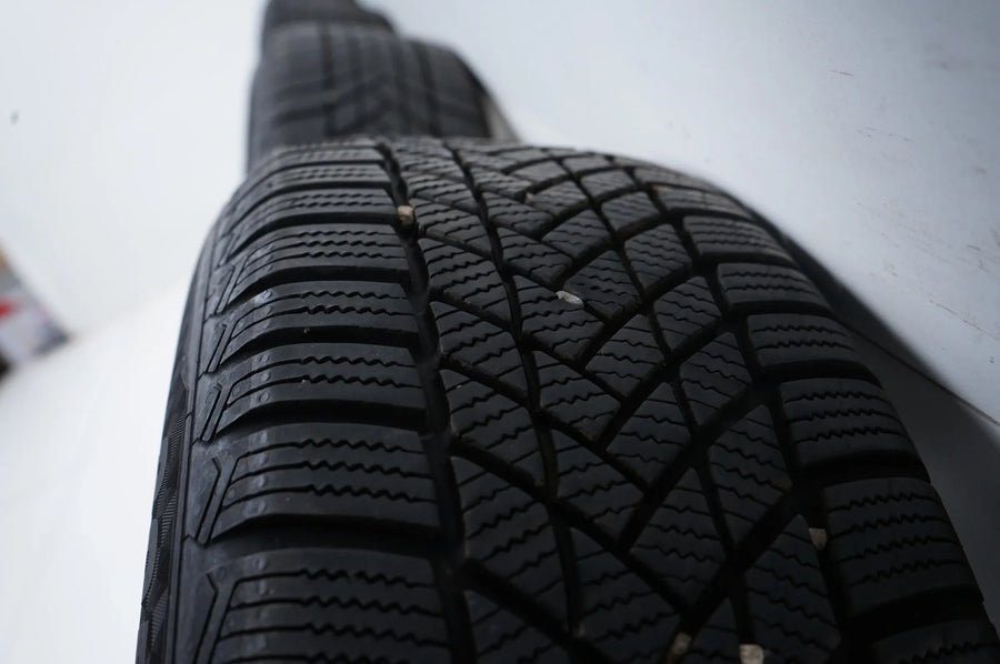 Roues d'hiver pour Hyundai Kona, pneus d'hiver 205/60/16 pouces