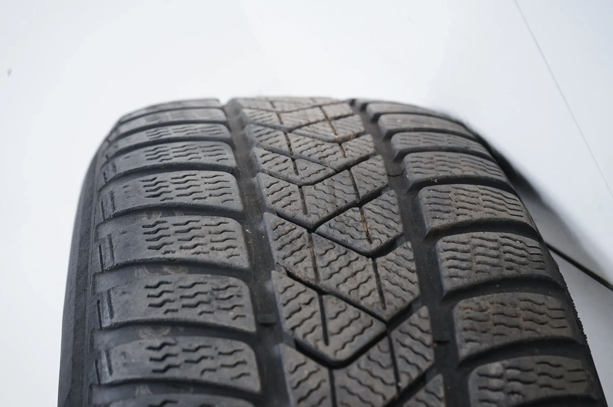 BMW 5 Series G30 G31 Winter Tires Winter Wheels 225 55 17 inch Detailansicht 13