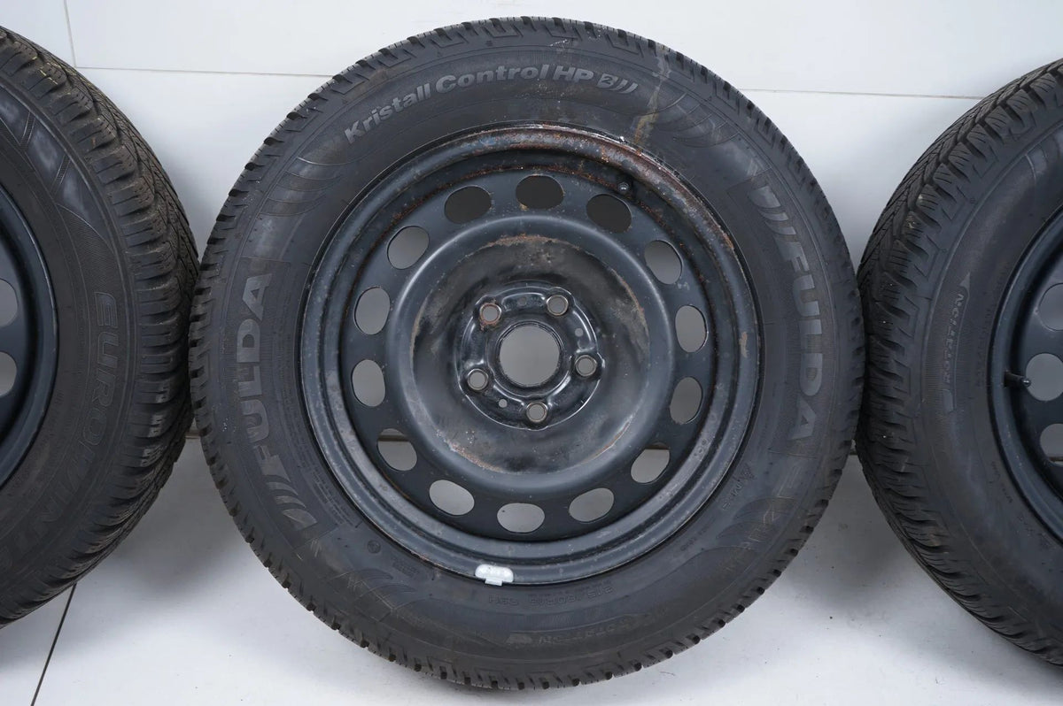 VW Volkswagen Passat 3G Winterreifen Winterräder 215 60 16 Zoll Detailansicht 4
