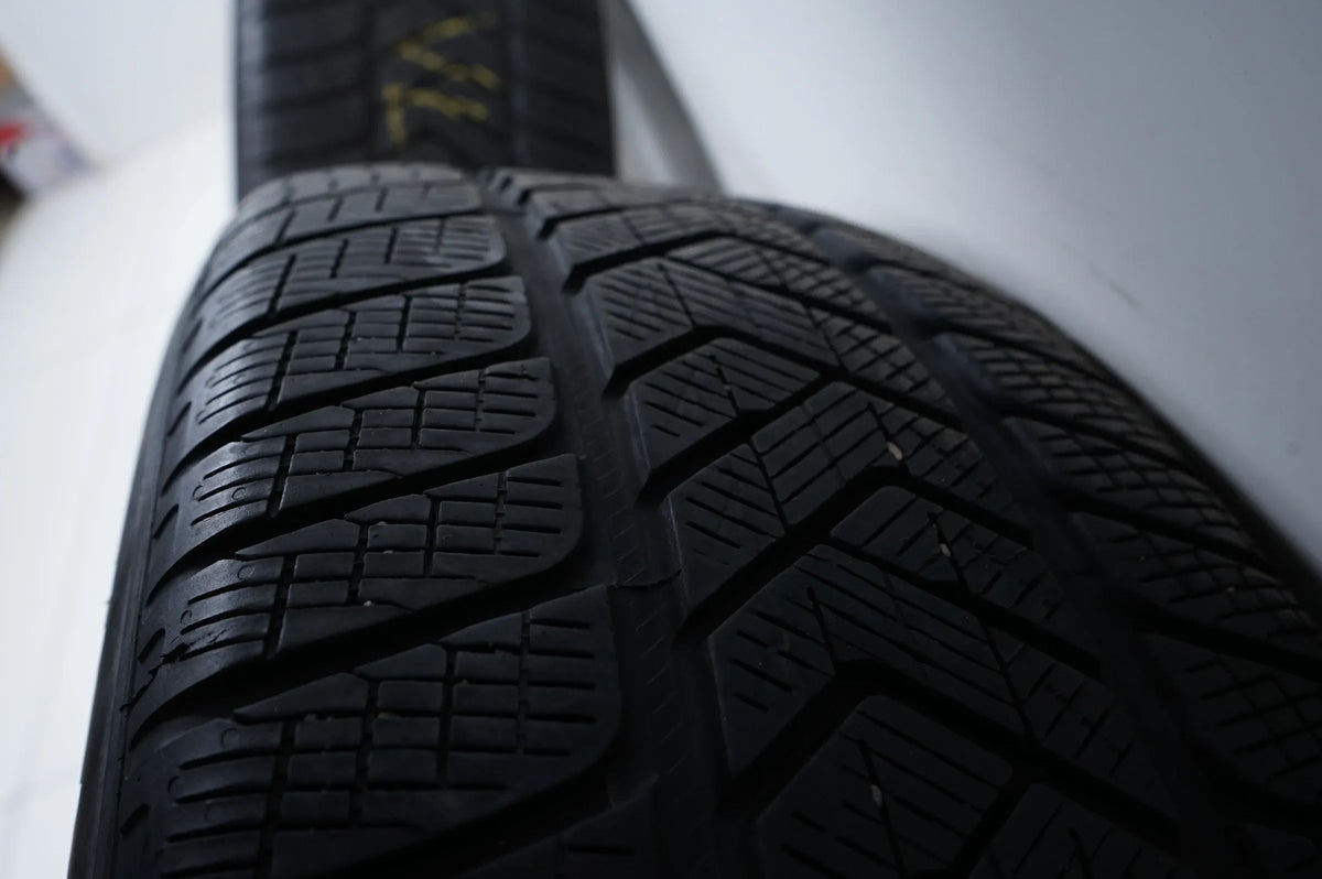 Audi Q7 SQ7 4M Winter Wheels Winter Tires 255 50 20 inch 4M0601025G Detailansicht 9
