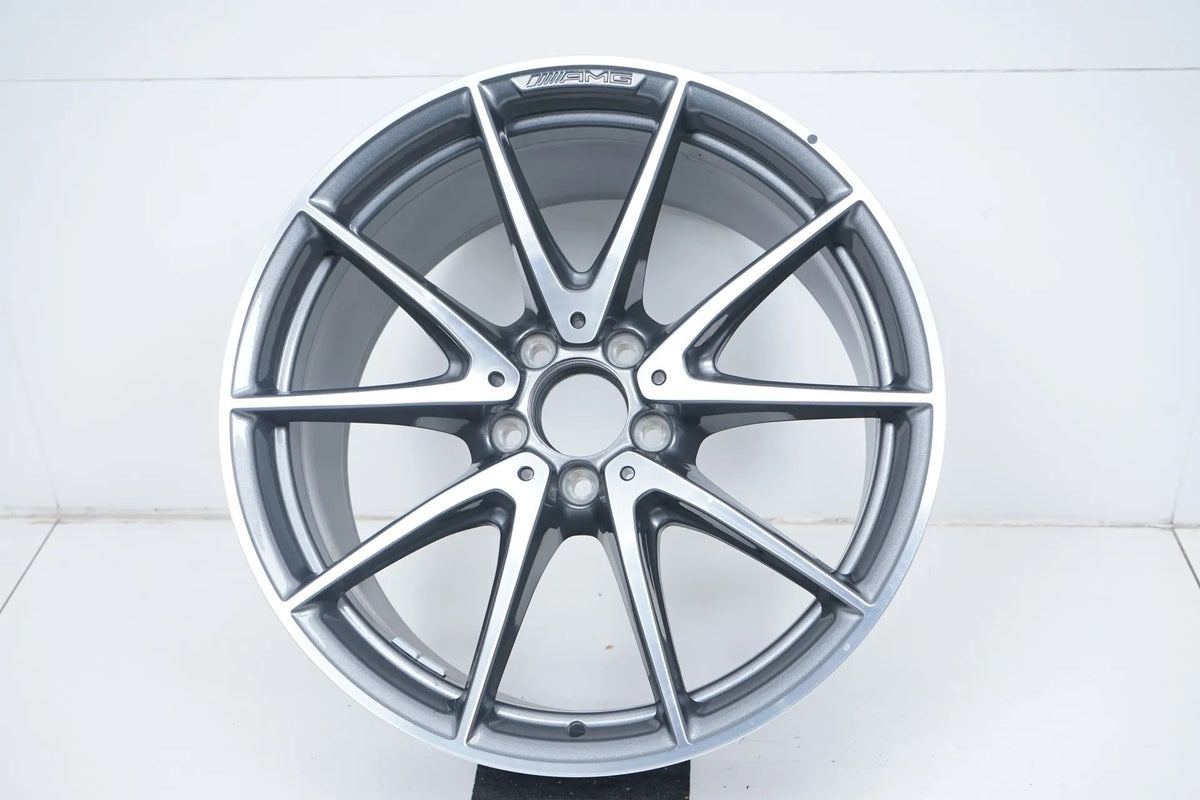 1 jante alliage Mercedes E63 S AMG W213 19 pouces A2134012700 10J Detailansicht 2