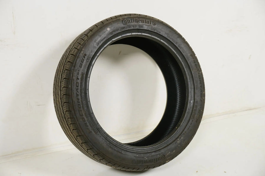 1x Allwetter Ganzjahresreifen 235 45 19 Zoll Continental ca.7mm DOT18 MO RFT