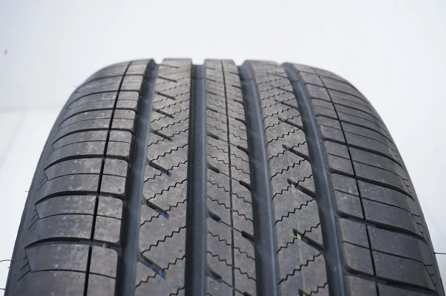 2x DEMO summer tires 265 40 21 inch Bridgestone DOT24 RFT MO