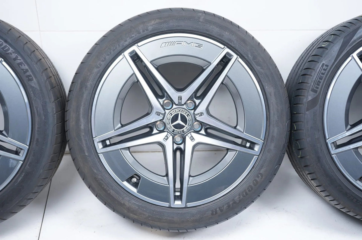 Mercedes C Class W206 summer tires, summer wheels AMG 18 inch Detailansicht 5
