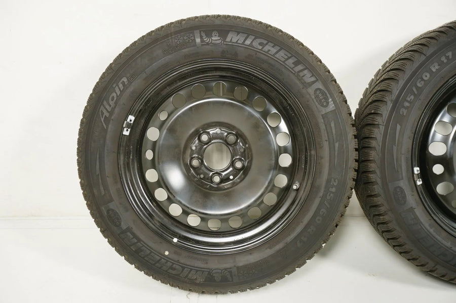 Mercedes GLA W156 X156 Winterreifen Winterräder 215 60 17 Zoll