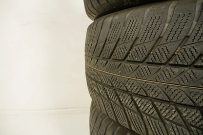 4 x Bridgestone winter tires 245/50 R19 inch DOT18 BMW* approx. 5mm tread depth RFT