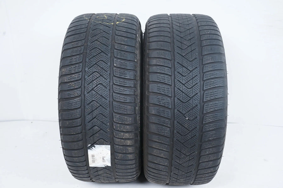 2x Winterreifen Pirelli Sottozero 275 40 18 Zoll ca.4 mm DOT21 MO