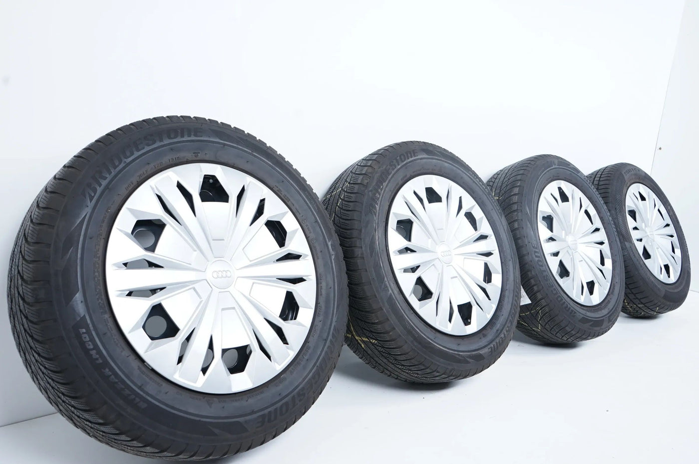Pneus/jantes hiver Audi Q3 83A F3 215/65/17 pouces
