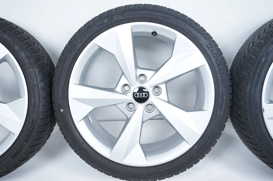 Audi A3 8Y Winterreifen Winterräder 225 40 18 Zoll 8Y0601025j