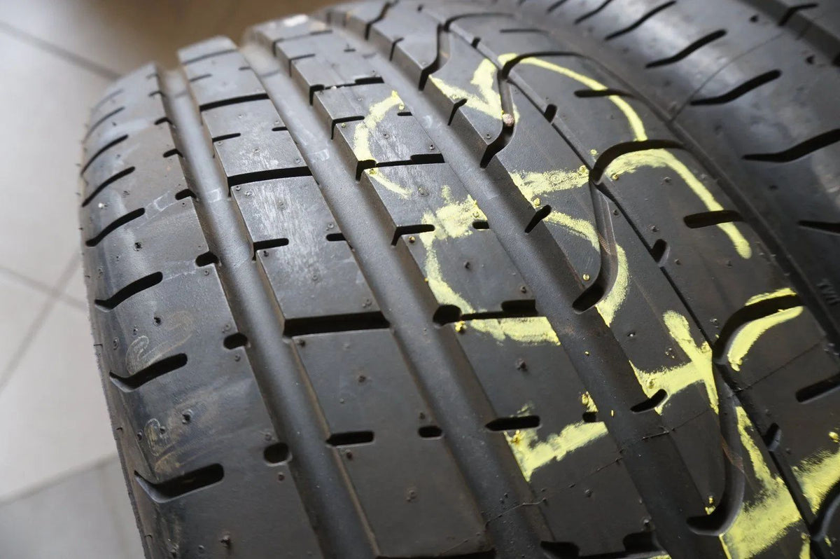 2 X 205 45 R17 88Y Summer Tires Pirelli P Zero PZero * 8mm 2022 Detailansicht 3