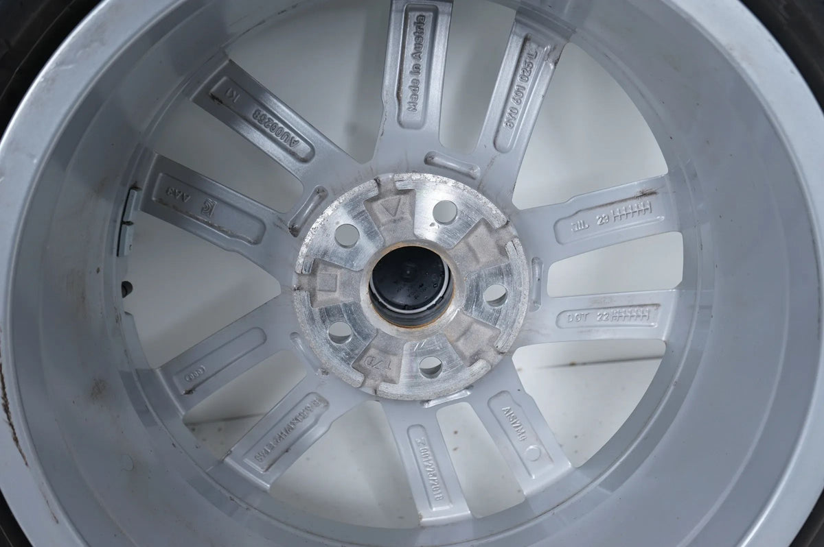 Audi A3 GY 8Y Pneus hiver Roues hiver 205 50 17 pouces Vue détaillée 12