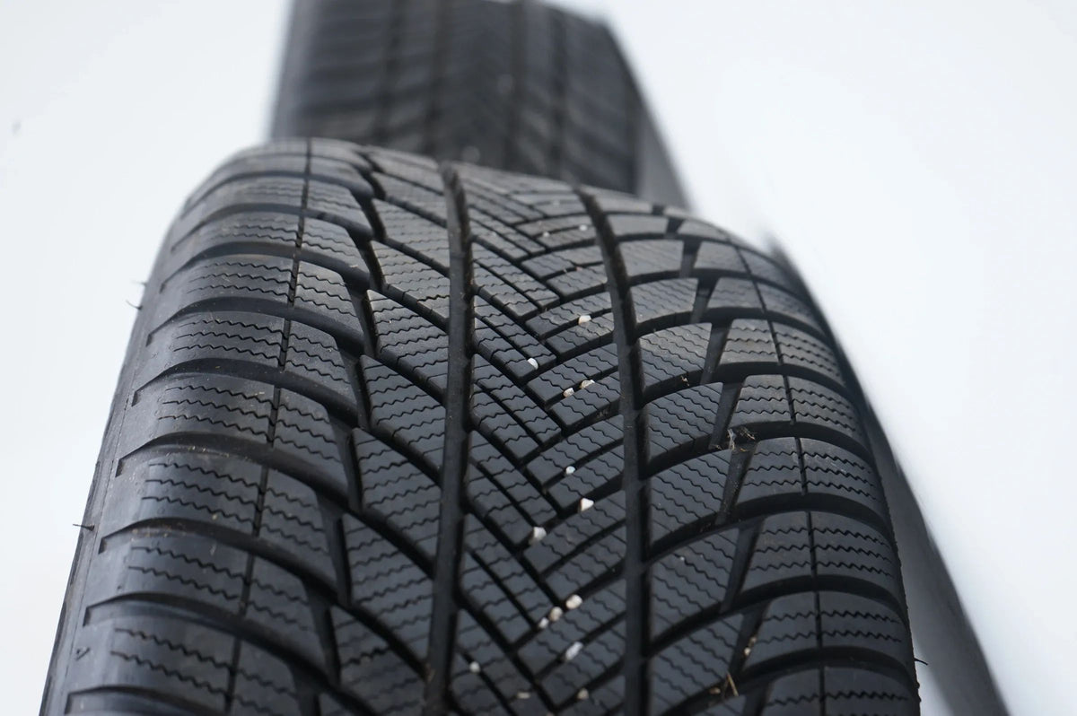 Mercedes GLA GLB H247 Winterräder Winterreifen 235 50 19 Zoll 8mm Detailansicht 10