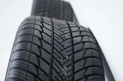 Mercedes GLA GLB H247 Winterräder Winterreifen 235 50 19 Zoll 8mm