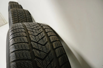 WieNeu Maserati Levante Winterreifen Winterräder 255 60 18 Zoll