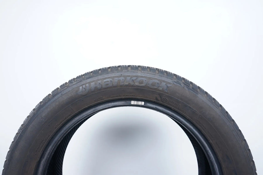 4 x Winterreifen 205 55 17 Zoll Hankook  DOT20 ca.5-6 mm MO