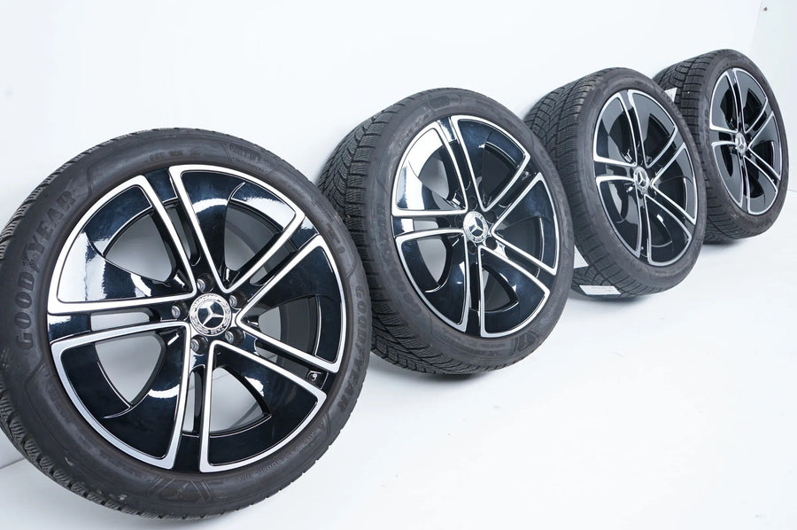 Pneus/jantes hiver 245/40/19 pouces pour Mercedes Classe CLE W236