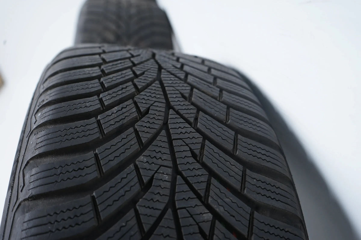Mercedes C-Class W205 Winter Tires Winter Wheels 225 50 17 Inch 7mm A2054014300 Detailansicht 8