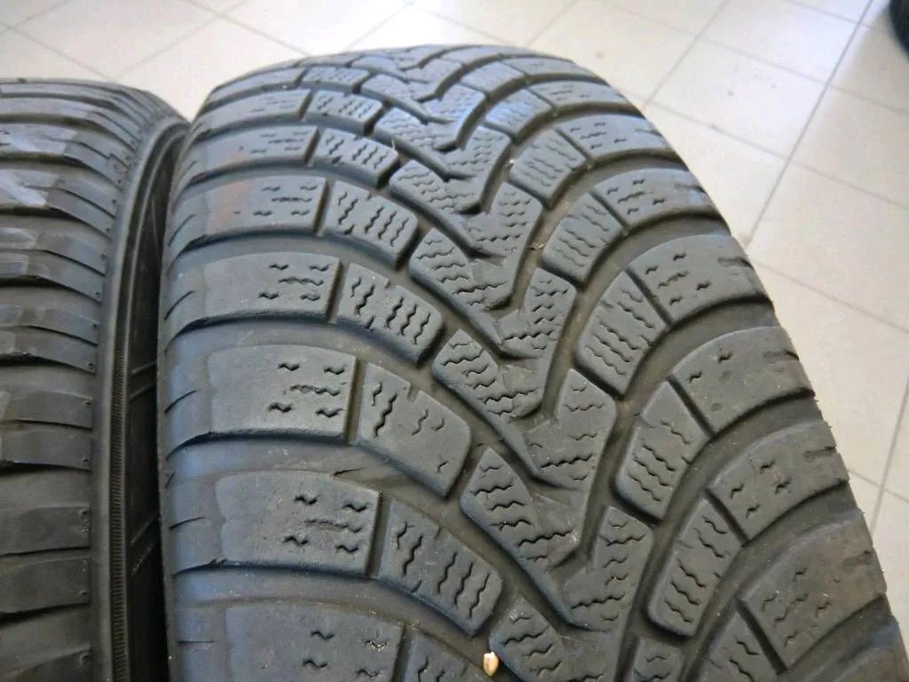 Original Mini Countryman F60 17 Inch Alloy Wheels JCW Winter Wheels Winter Tires Detailansicht 20