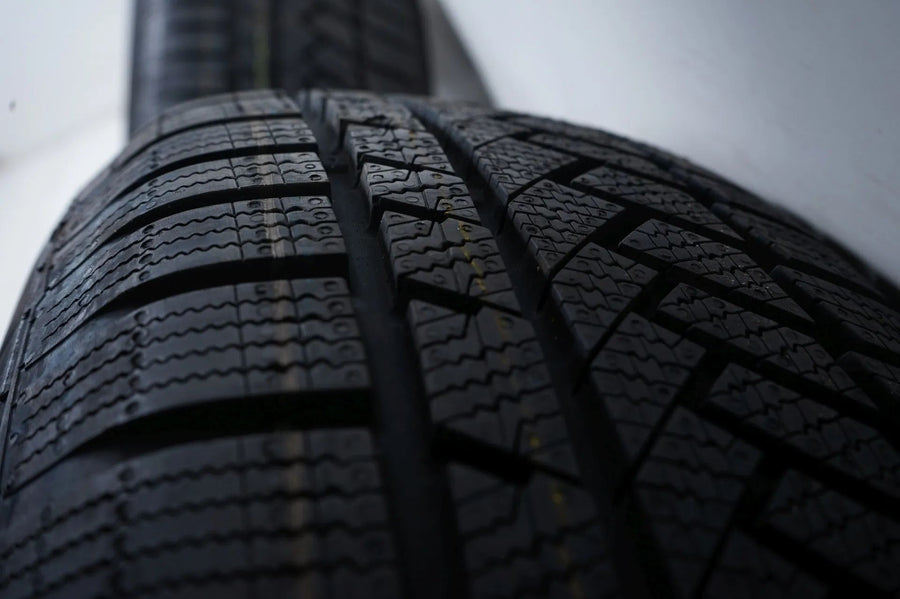 Audi Q5 FY 8OA winter tires/wheels 235/65 R17 inch 8mm