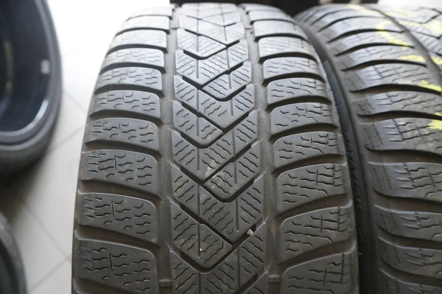 Original Mercedes C Klasse W206 S206 Alufelgen Winterräder Winterreifen 18 Zoll