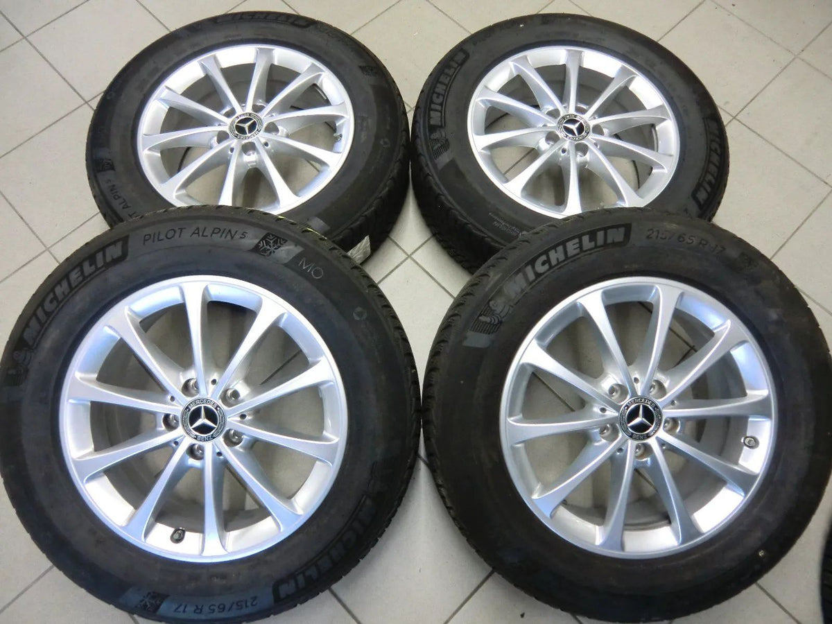 Originele Mercedes GLA H247 GLB X247 lichtmetalen velgen winterbanden 215 65 R17 6mm