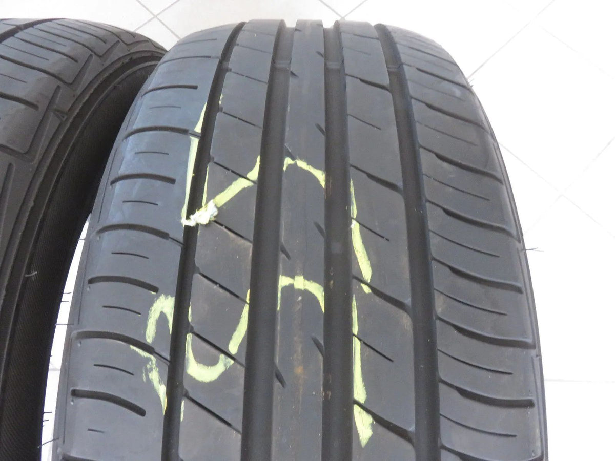 2 X 215 55 R17 94W Sommerreifen Falken Ziex ZE914A Ecorun 2016 6mm Detailansicht 3