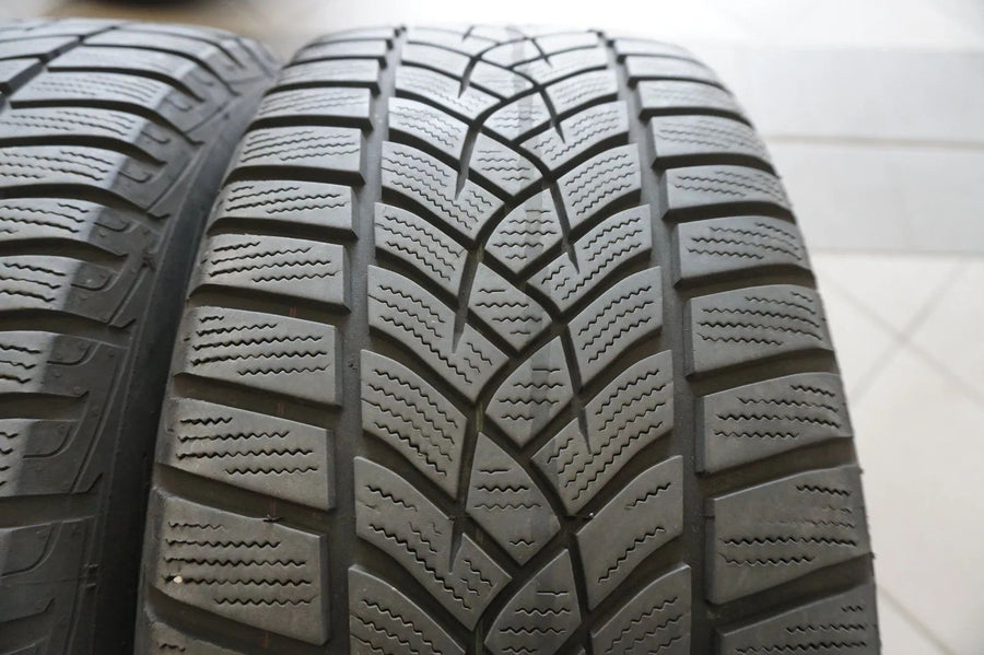 Jantes alliage d'origine BMW Série 3 Série 4 G20 G21 Roues d'hiver Pneus d'hiver 225 50 R17
