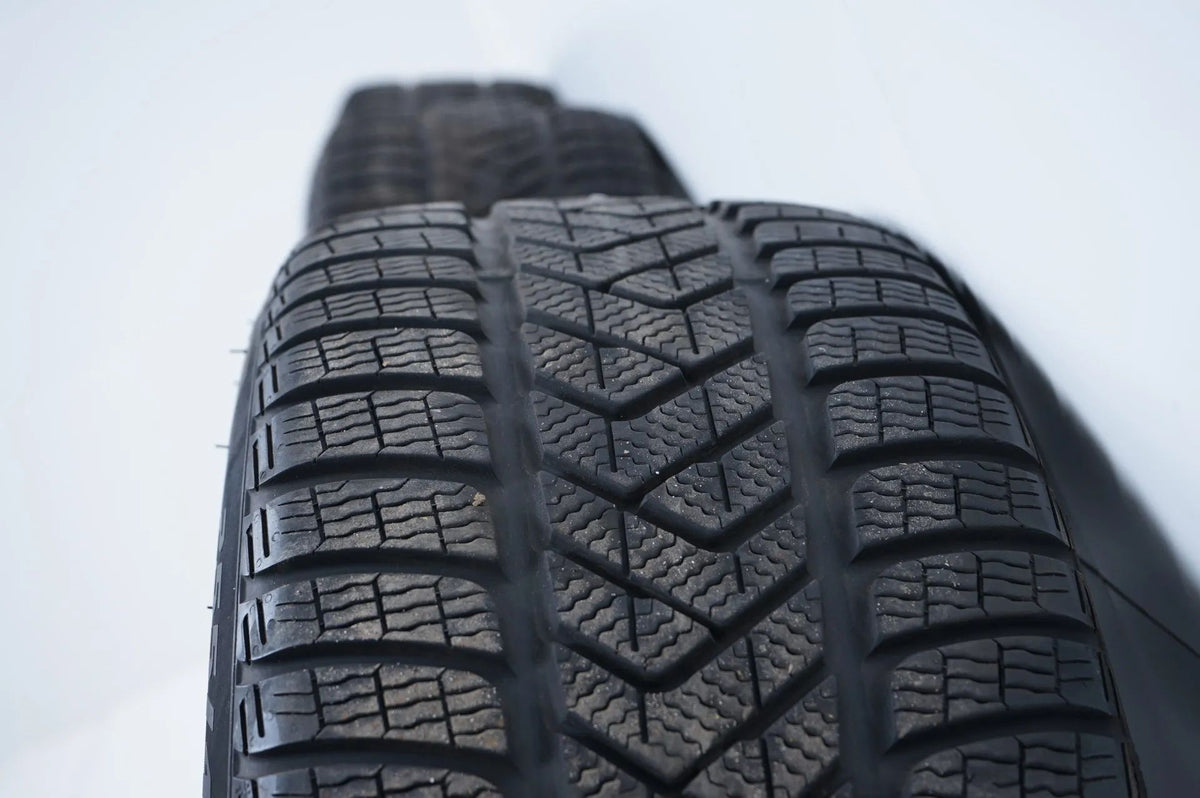 Pneus/jantes hiver Mercedes EQE W295 V295 255/45/19 pouces Detailansicht 13