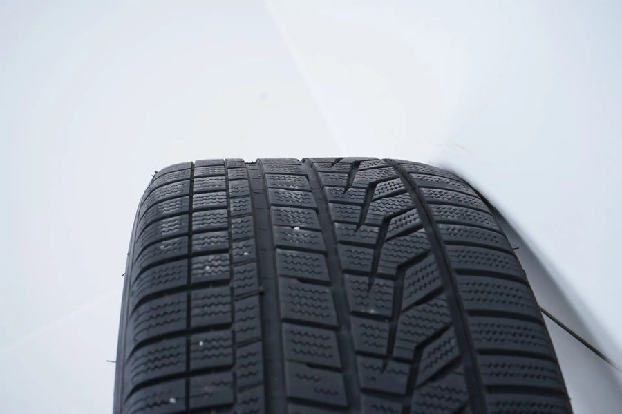 Mercedes S-Class W223 winter tires/wheels 255/45/19 inch