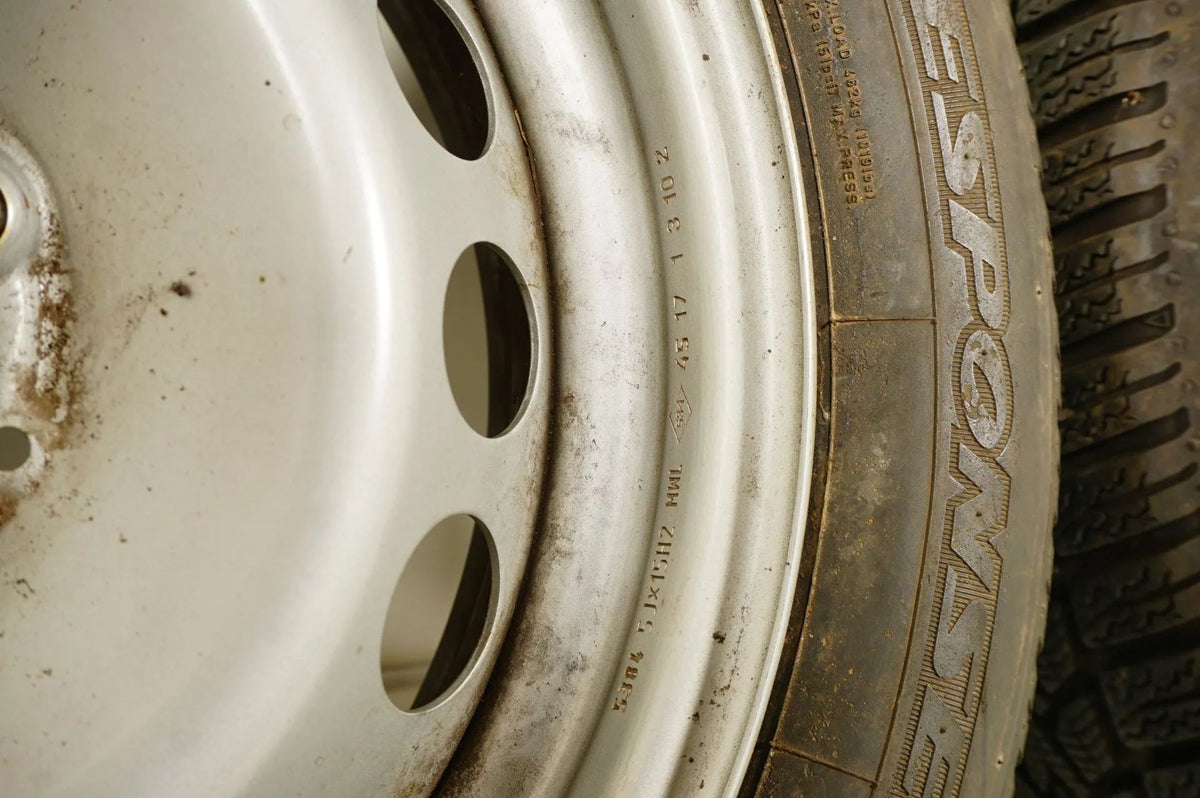 Smart A453 W453 Winter tires Winter wheels 15 inch Detailansicht 16