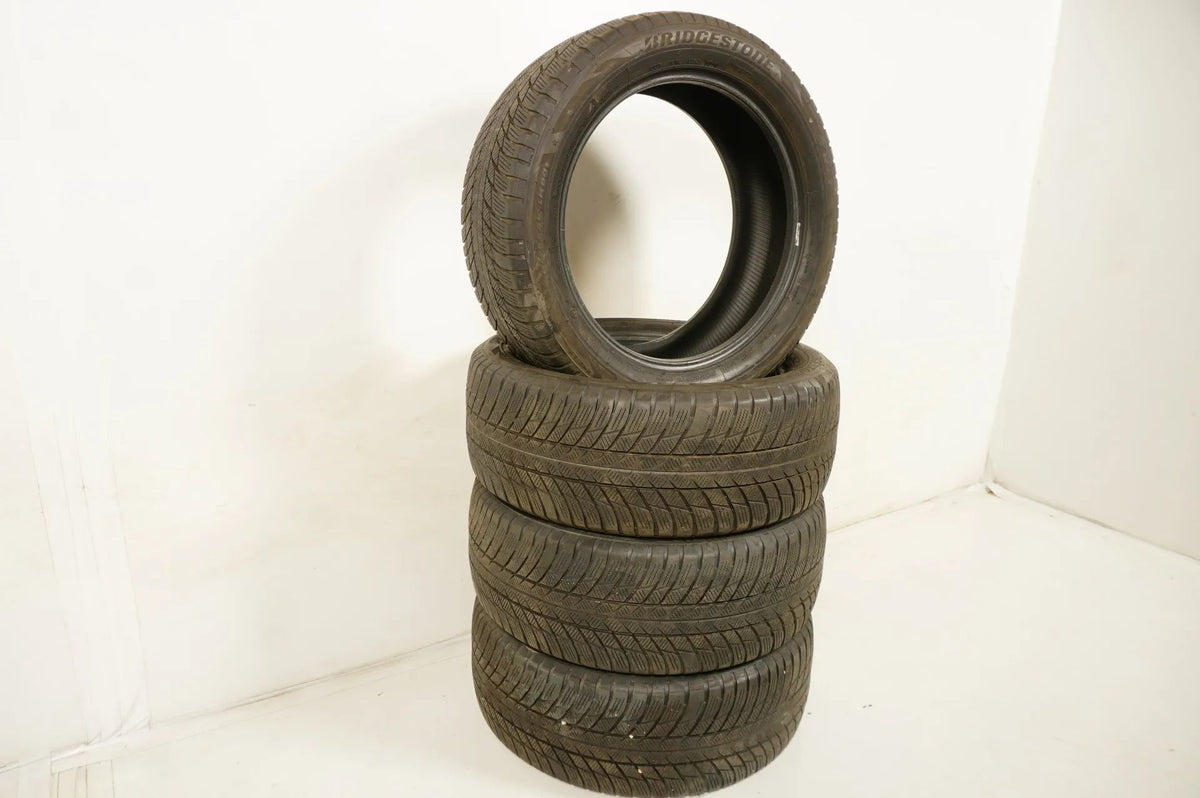 4 x Bridgestone winter tires 245/50 R19 inch DOT18 BMW* approx. 4mm tread depth RFT Detailansicht 3